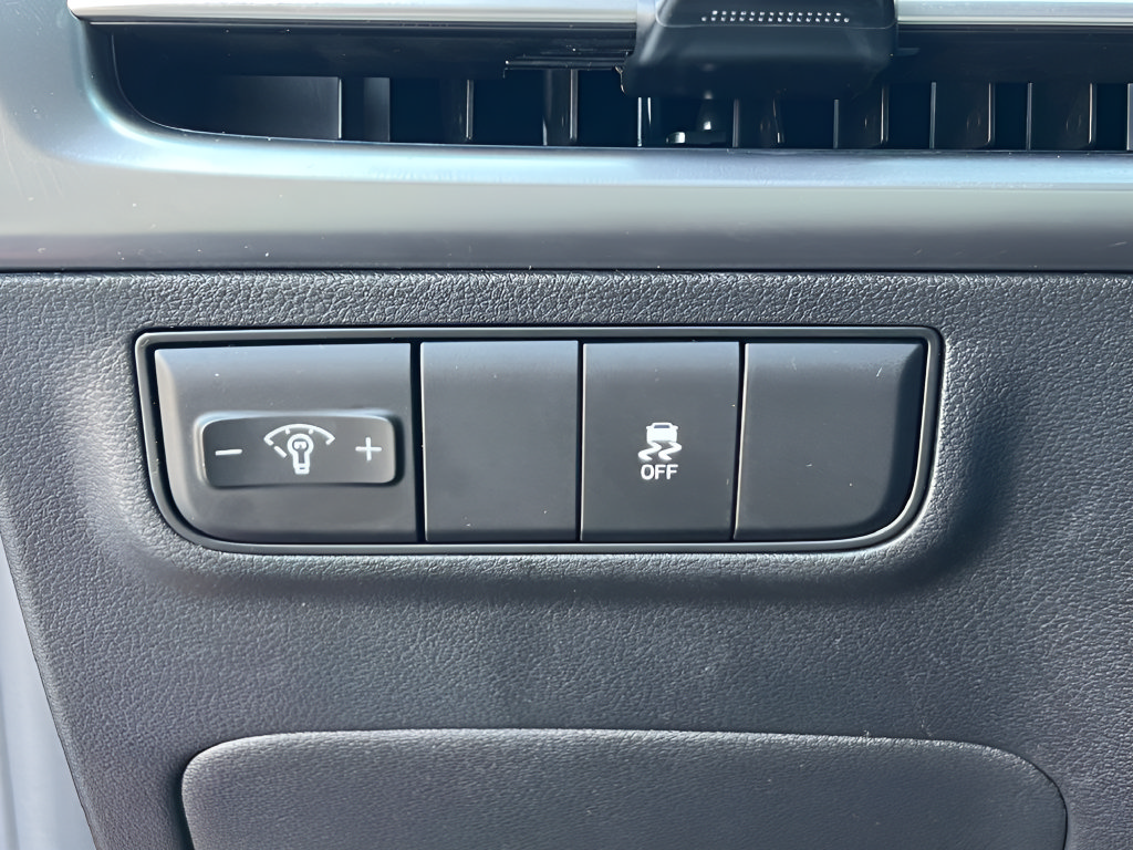 Certified 2026 Hyundai Tucson SE FWD image 19