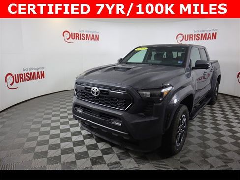 Used 2025 Toyota Tacoma TRD Sport w/ TRD Sport Premium Package image 1