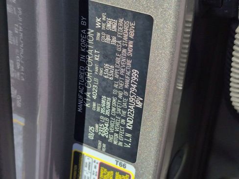 Certified 2025 Kia Soul S FWD image 36