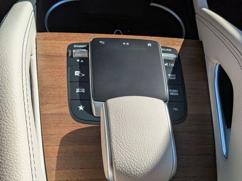 Certified 2023 Mercedes-Benz GLE 450 4MATIC image 25