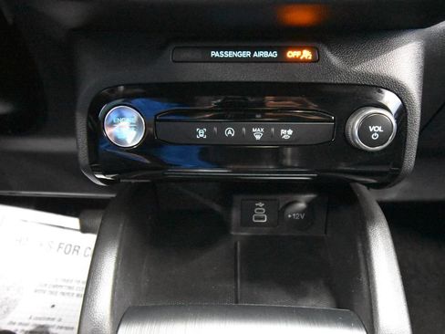 Used 2025 Ford Escape ST-Line Select w/ Tech Pack #1 AWD/4WD image 17