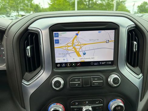 Used 2020 GMC Sierra 1500 SLT w/ SLT Premium Package AWD/4WD image 29