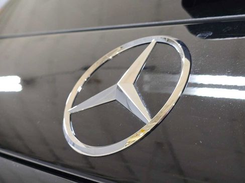 Used 2026 Mercedes-Benz GLC 300 4MATIC image 17