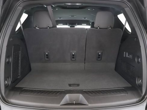 Used 2025 GMC Yukon Elevation image 29