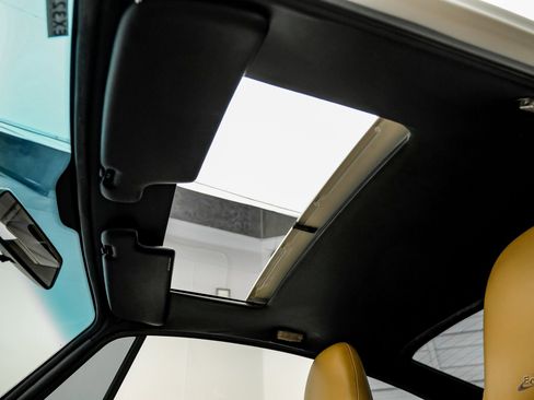 Used 1996 Porsche 911 GT3 RS image 42