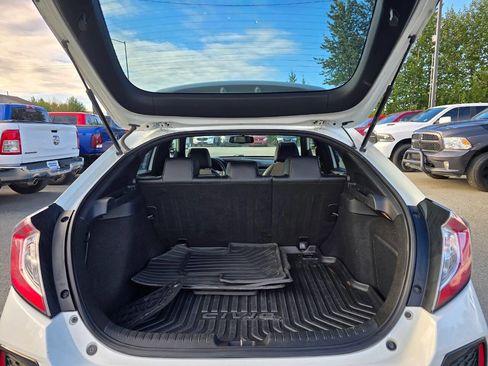 Used 2018 Honda Civic Sport Touring image 11