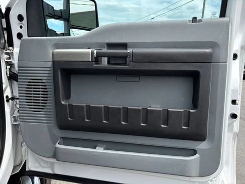 Used 2015 Ford F250 XLT AWD/4WD image 26