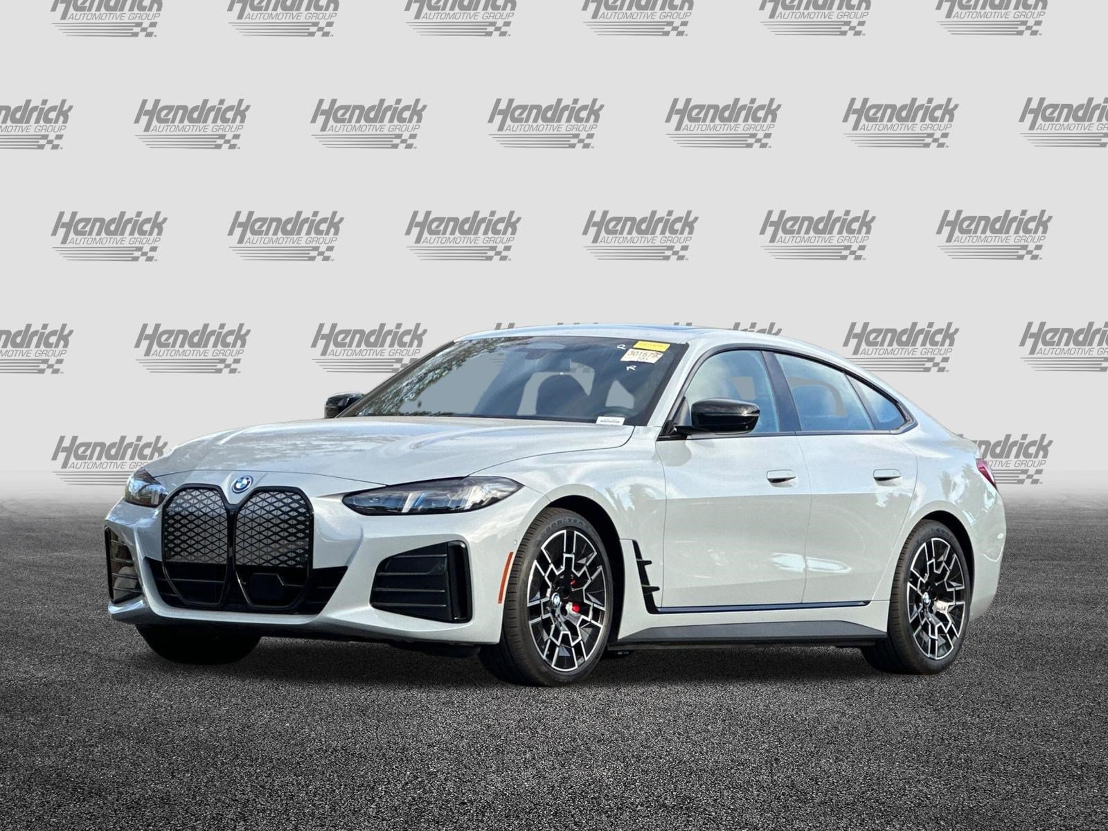 Used 2025 BMW i4 xDrive40i w/ M Sport Package AWD/4WD image 9