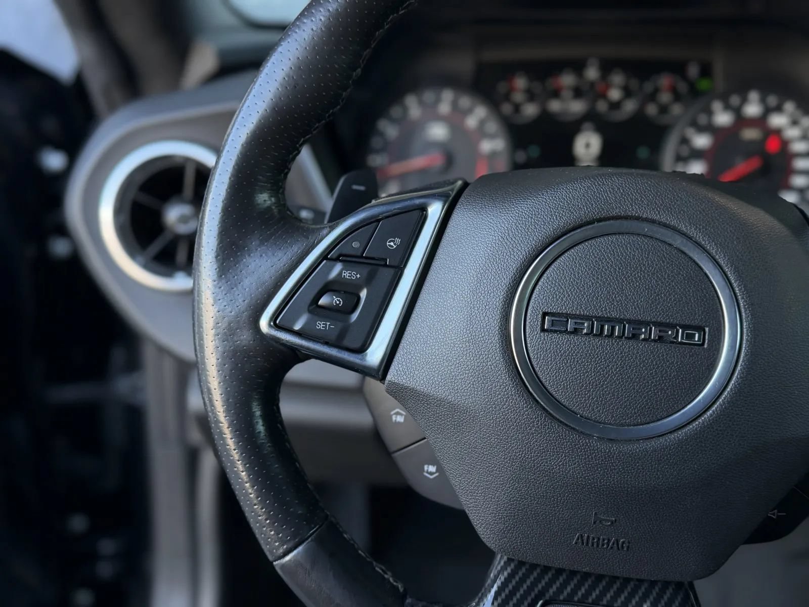 Used 2017 Chevrolet Camaro SS RWD image 22