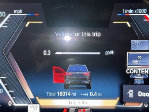 Used 2024 BMW X7 xDrive40i w/ M Sport Package image 26