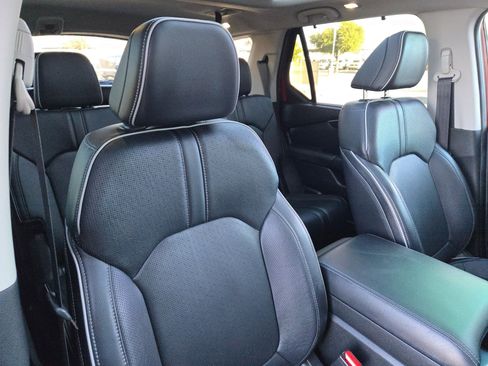 Used 2023 Honda Pilot Elite image 35