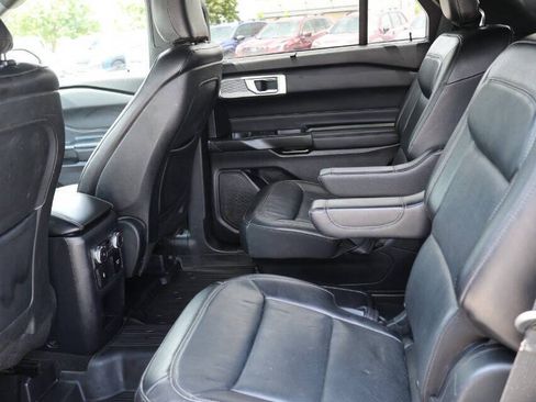 Used 2020 Ford Explorer Limited AWD/4WD image 17