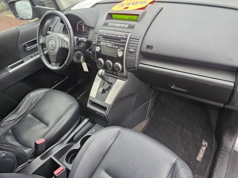 Used 2010 MAZDA MAZDA5 Grand Touring image 13