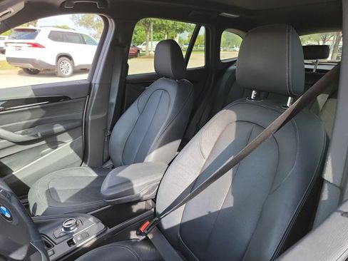 Used 2017 BMW X1 xDrive28i AWD/4WD image 13