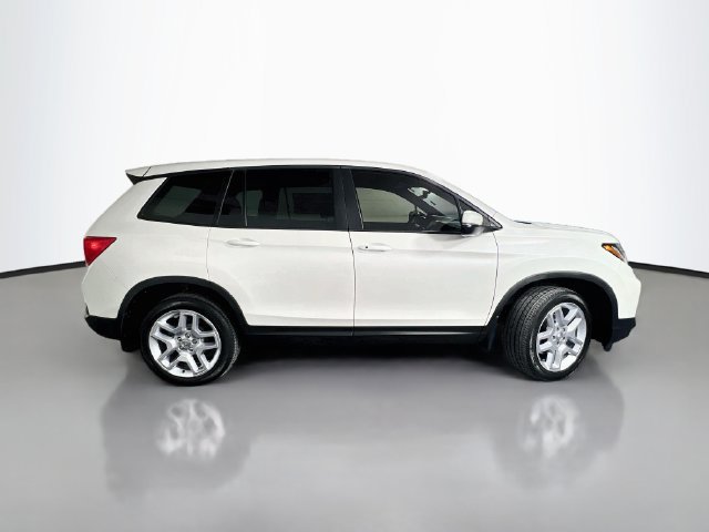 Used 2025 Honda Passport EX-L image 9
