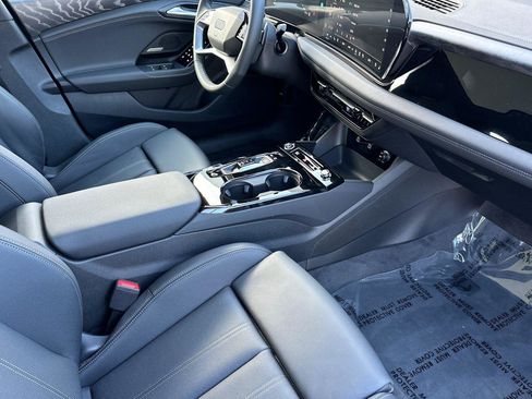 New 2025 Audi A6 e-tron Premium Plus image 14