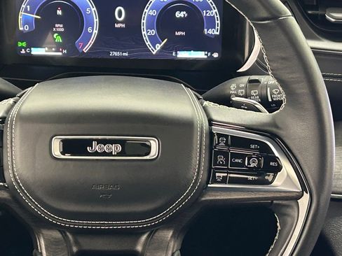 Used 2024 Jeep Grand Cherokee Overland w/ Adv Protech Group III image 13