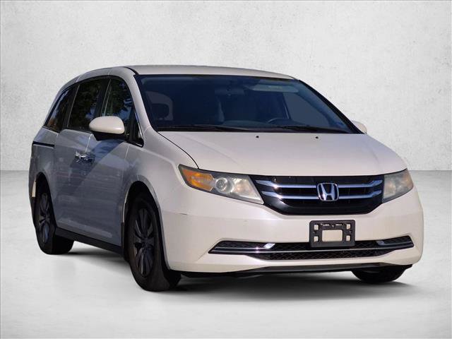 Used 2016 Honda Odyssey SE image 3