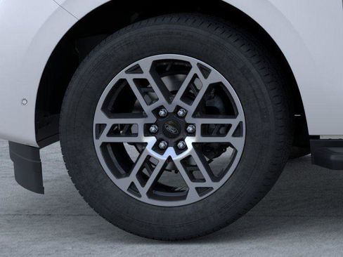 New 2025 Ford Expedition Active RWD image 19