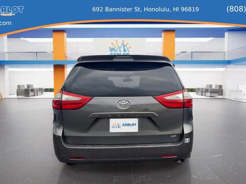 Used 2015 Toyota Sienna LE FWD image 7