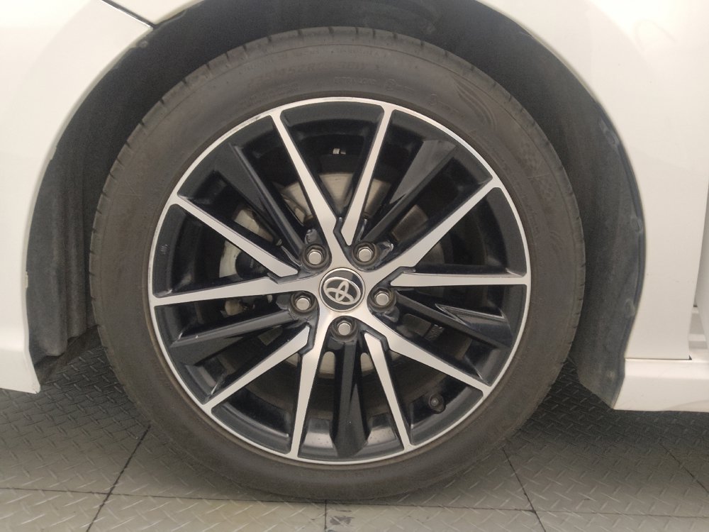 Used 2021 Toyota Camry SE w/ Carpet Mat Package (TMS) FWD image 31