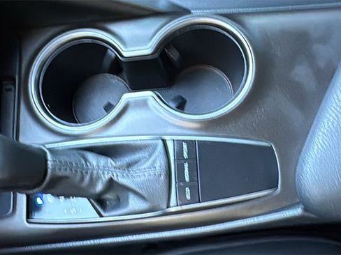 Used 2023 Toyota Camry SE image 15