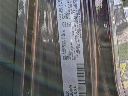 New 2025 Jeep Gladiator Sport image 30