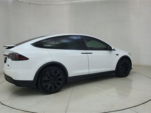 Used 2022 Tesla Model X Plaid image 73