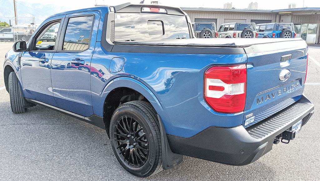 Certified 2024 Ford Maverick Lariat FWD image 4