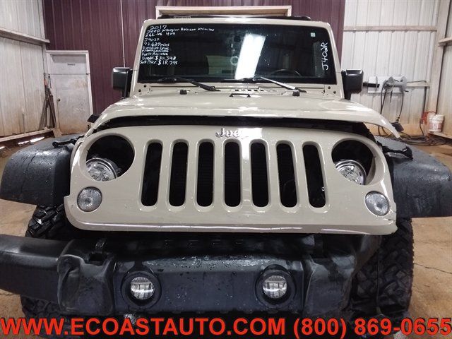 Used 2017 Jeep Wrangler Unlimited Rubicon AWD/4WD image 7