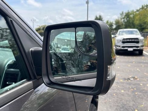 Used 2024 RAM 1500 Big Horn AWD/4WD image 14