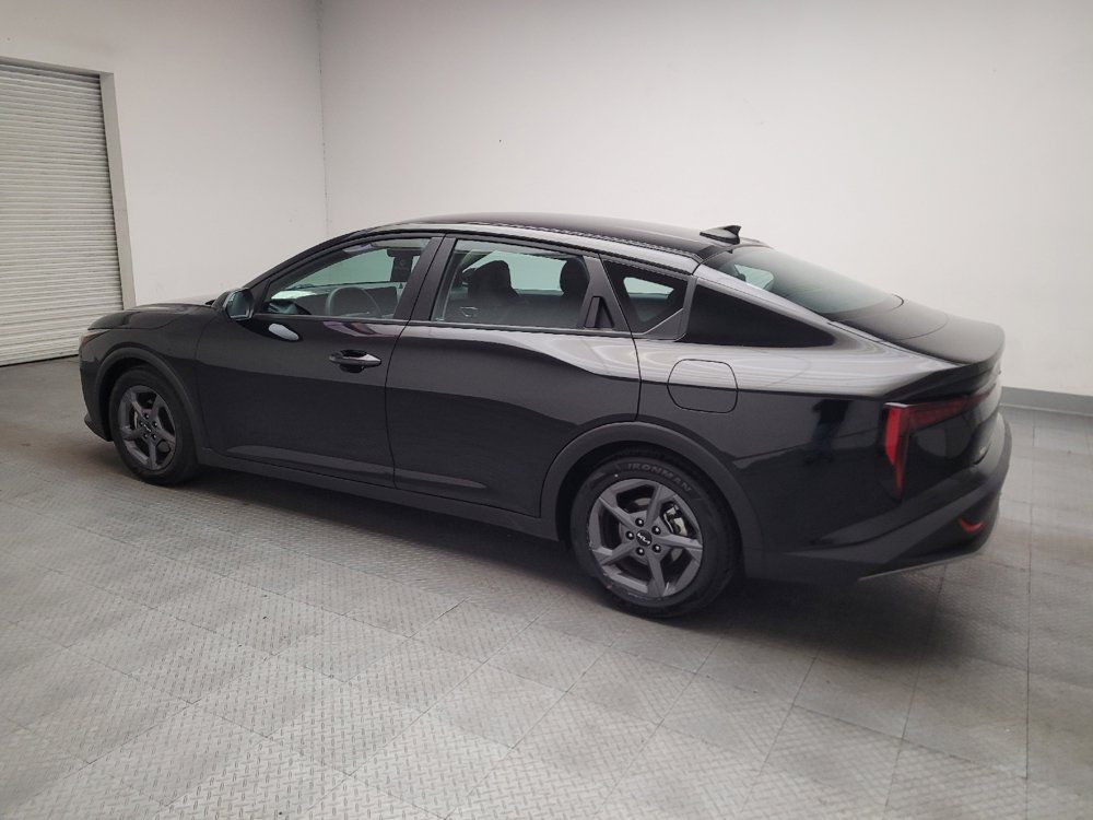 Used 2025 Kia K4 FWD image 3