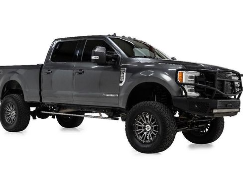 Used 2019 Ford F250 Lariat w/ Lariat Ultimate Package AWD/4WD image 1