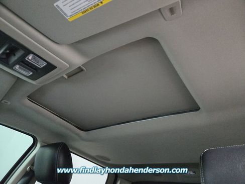 Used 2017 RAM 1500 Laramie image 12