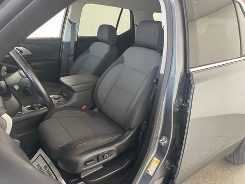 Used 2021 Chevrolet Traverse LT w/ LPO, Floor Liner Package AWD/4WD image 33