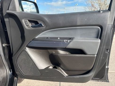 Used 2022 Chevrolet Colorado Z71 image 22