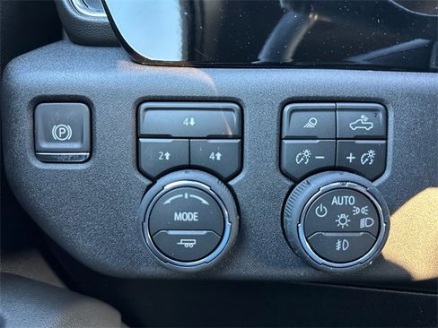 New 2026 Chevrolet Silverado 2500 LT image 18