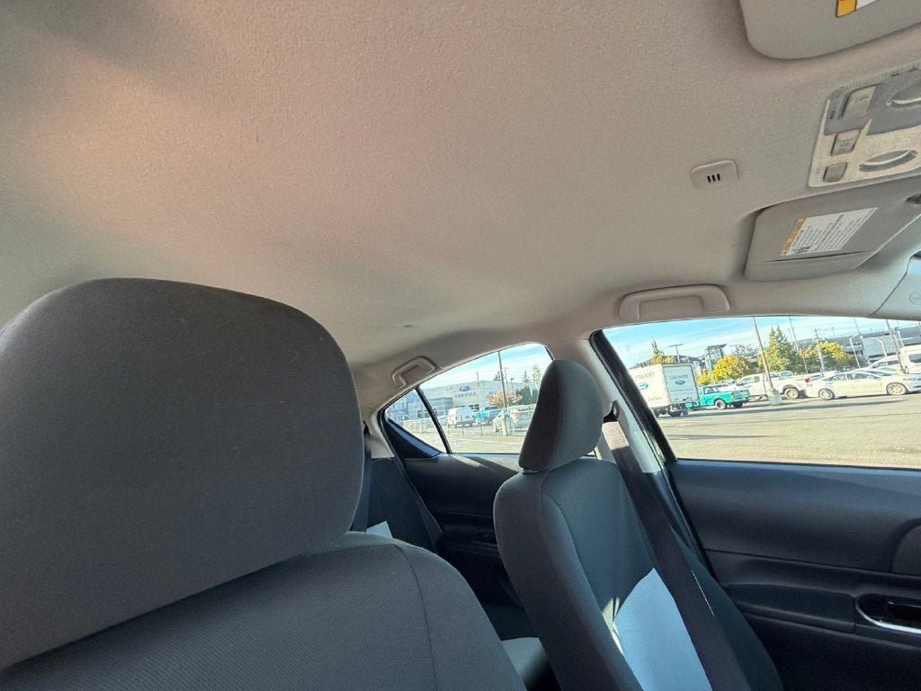 Used 2016 Toyota Prius C Persona Series FWD image 27