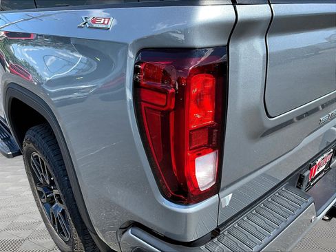 Used 2025 GMC Sierra 1500 Elevation w/ Elevation Premium Package AWD/4WD image 23