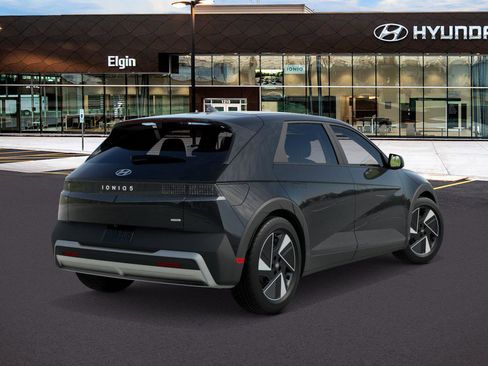 New 2026 Hyundai Ioniq 5 SEL AWD/4WD image 4