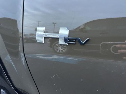 New 2025 GMC Hummer EV 2X image 12