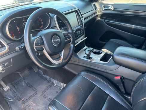 Used 2015 Jeep Grand Cherokee Limited w/ Luxury Group II image 20