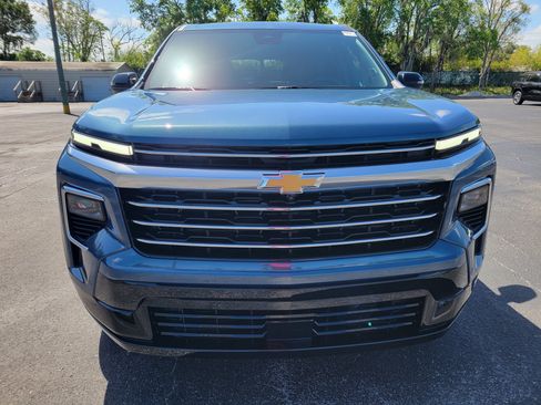 New 2026 Chevrolet Traverse High Country w/ LPO, Floor Liner Package image 2