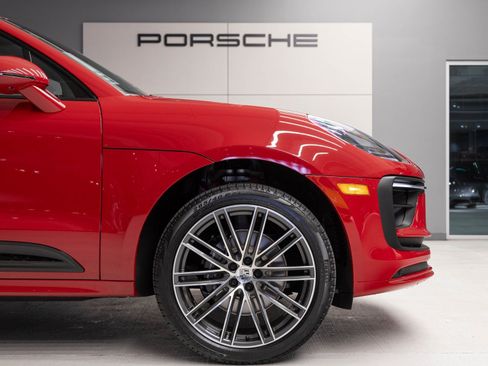 New 2026 Porsche Macan S image 11