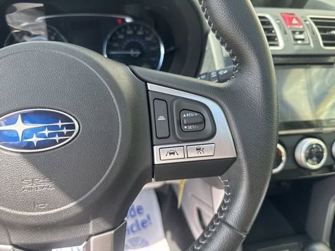 Used 2017 Subaru Forester 2.5i Limited AWD/4WD image 18