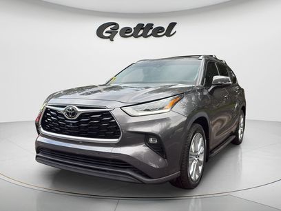 Used 2021 Toyota Highlander Limited