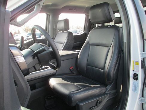 Used 2025 Ford F350 Lariat w/ Lariat Ultimate Package image 19