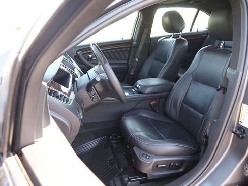 Used 2014 Ford Taurus Limited w/ Equipment Group 301A image 9
