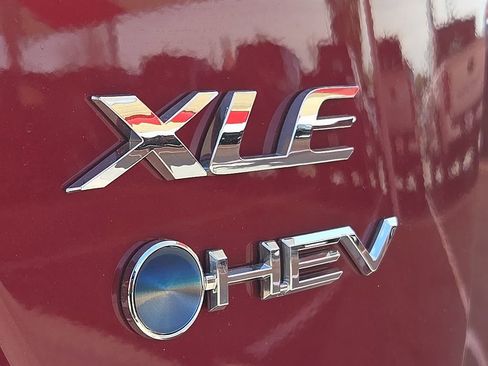 New 2026 Toyota Corolla XLE image 12