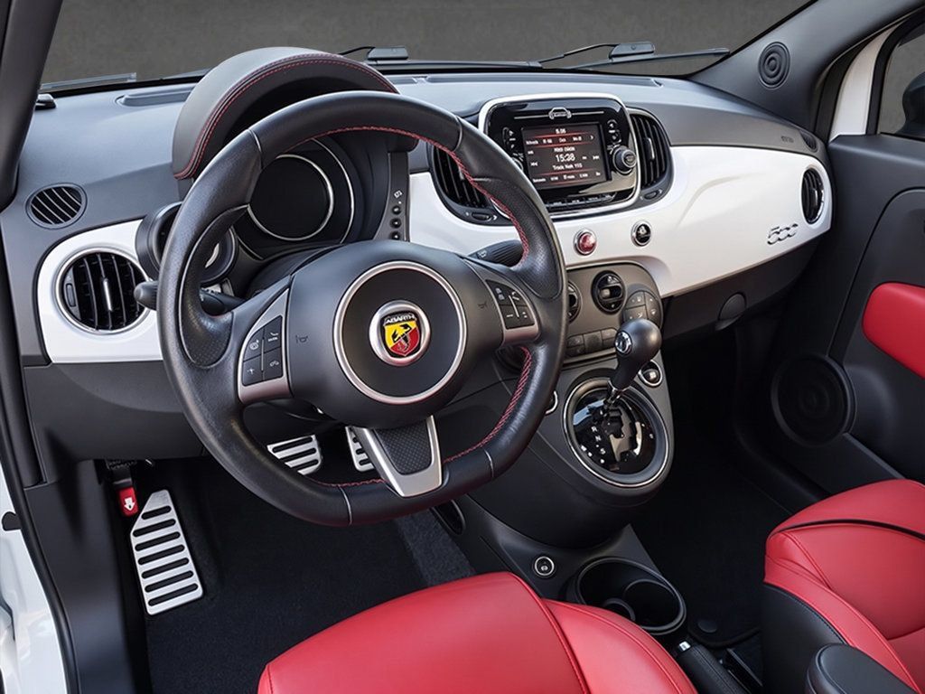 Used 2017 FIAT 500 Abarth w/ Popular Equipment Package FWD image 3